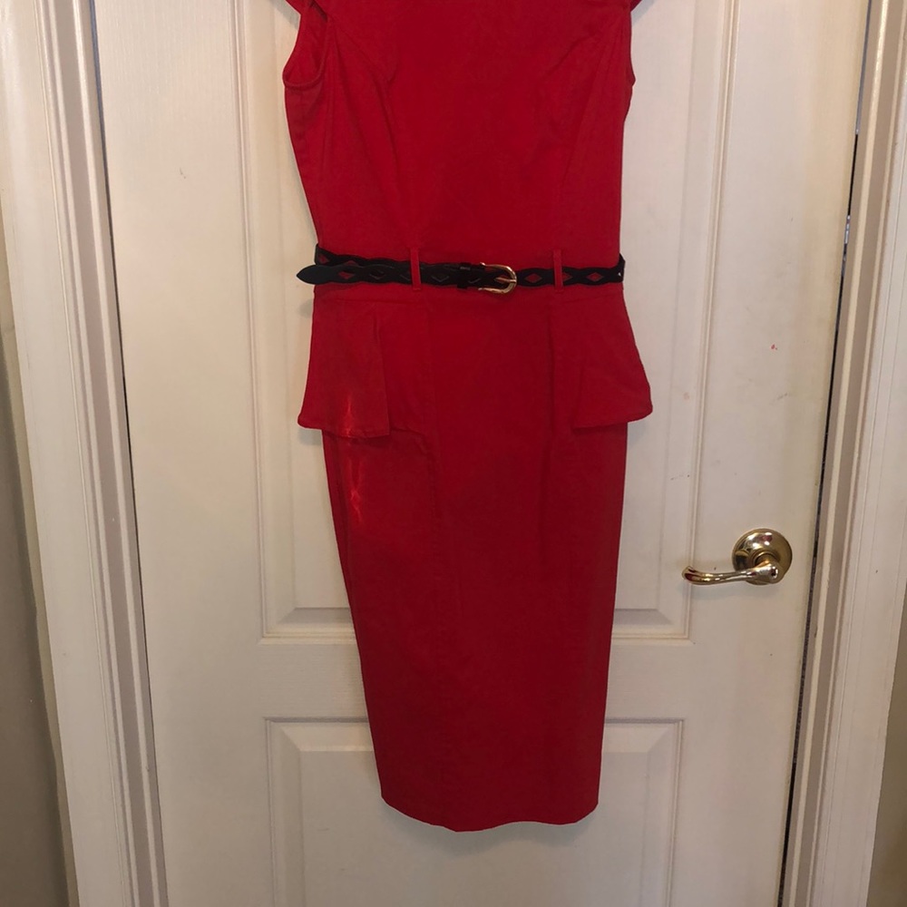 Dress - Picture 4 of 4